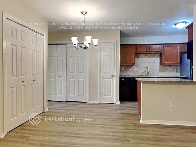Photo - 5541 Gates Dr