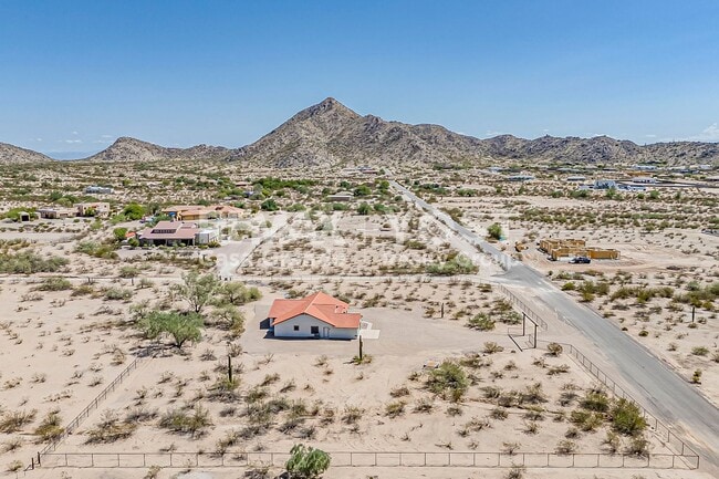 Photo - Furnished Home on 2.5 Acres – Your Escape ...