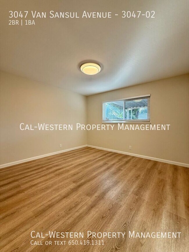 Photo - 3047 Van Sansul Ave Unidad 3047-02