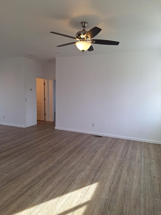 Photo - 21226 Hwy 175