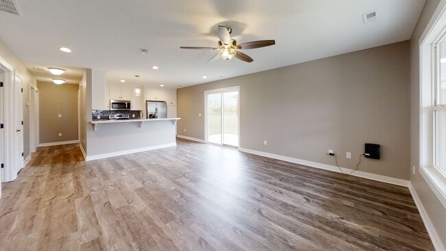Photo - 2 year old 2 bed, 2 bath duplex in Andrew ...