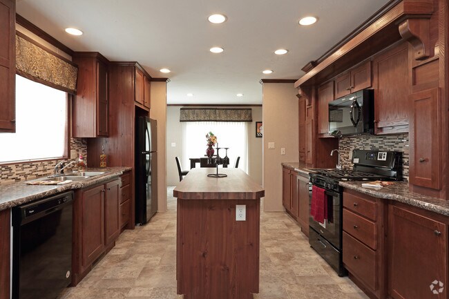 Deer Meadows - Deer Meadows Apartments