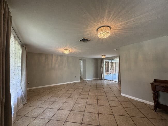 Photo - 927 Lemon Bay Dr