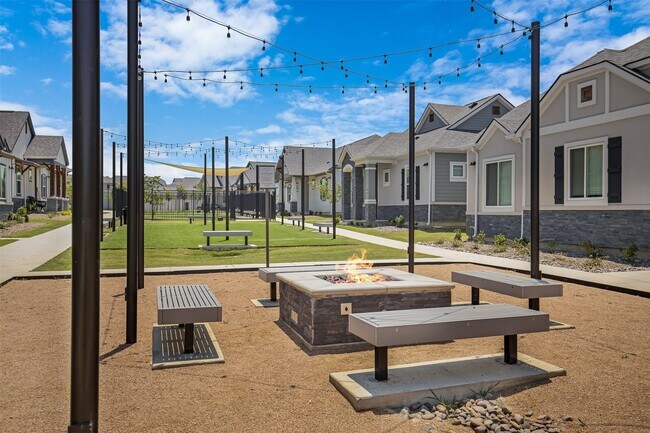 Photo - 5604 Wild Acrs House