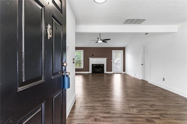Photo - 140 Grayland Creek Dr