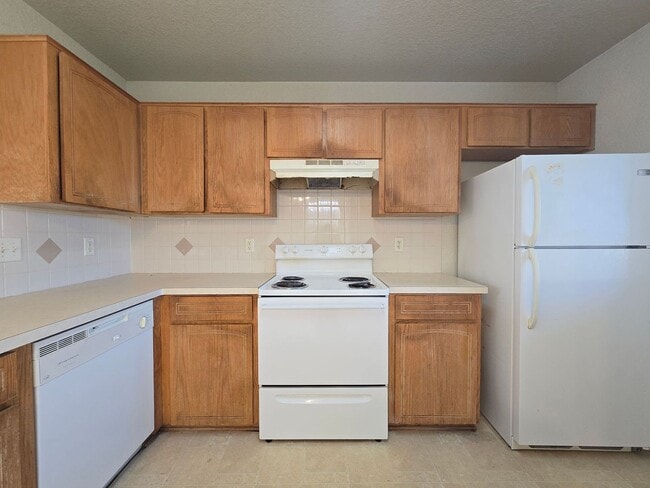 Photo - AVAILABLE NOW! Unit 1603 Dugger Circle - D