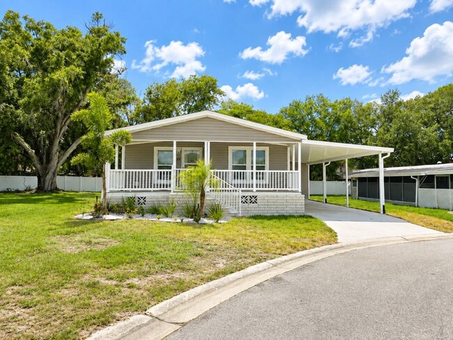 Photo - 102 Robert James Dr