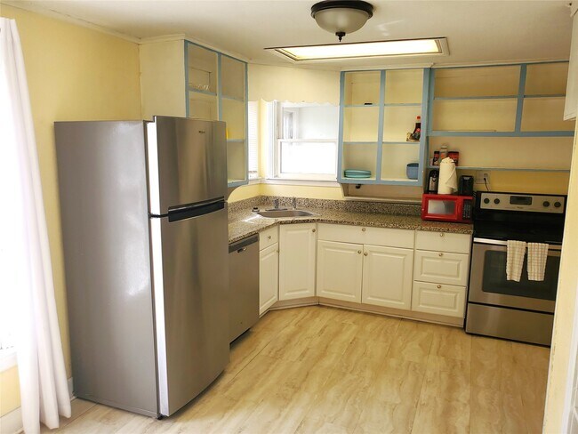 Photo - 2116 Grover Ave