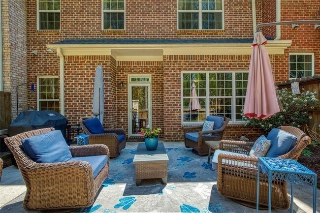 1404 Lexington Dr