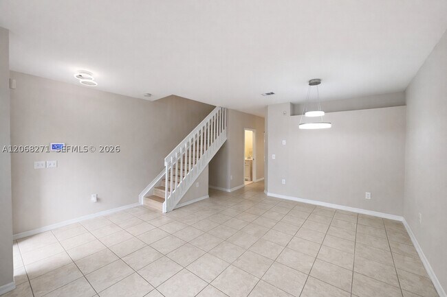Photo - 2313 SE 24th Ct Unit 2313