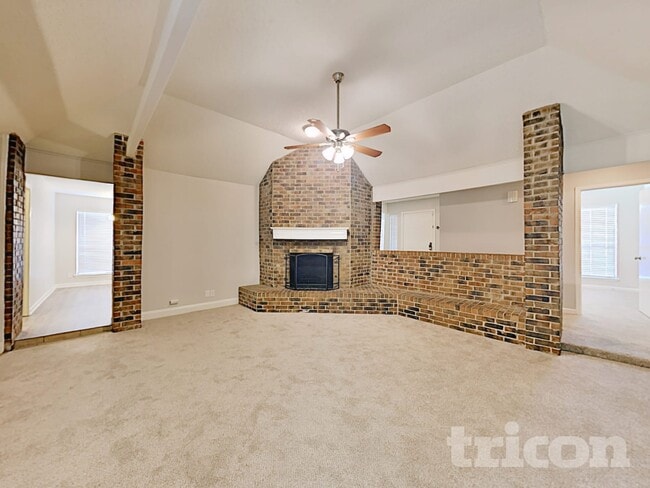 Photo - 5711 Calumet Dr