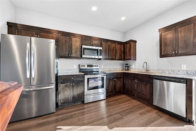 Photo - 1220 Moonrise St