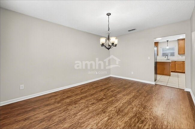Photo - 525 Juniper Spring Ct