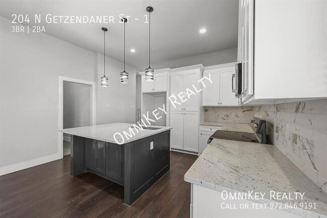 Photo - 204 N Getzendaner St Unit 1
