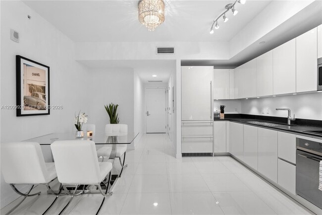 Photo - 1010 Brickell Ave Unit 4608