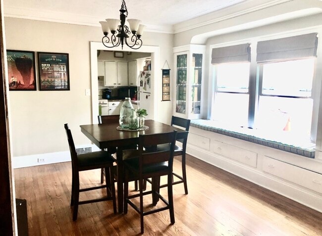 Photo - 1124 Summit Ave Unit 2 Beds, 1 Bath House - 1st Floor Double