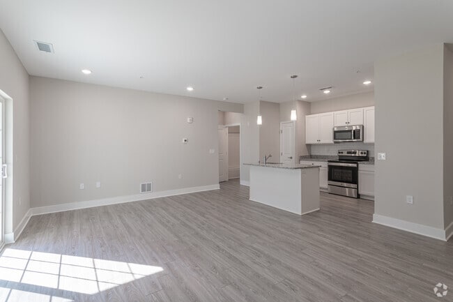 1 BR, 1 BA - 953SF - Living Room