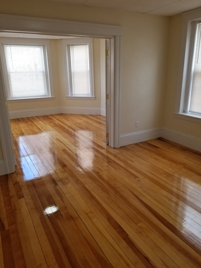 Photo - 30 Thorne St Unit 3