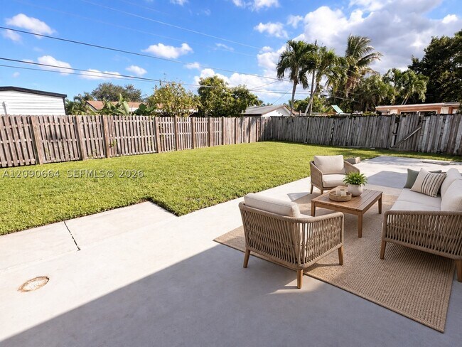 Photo - 1730 SW 64th Ave