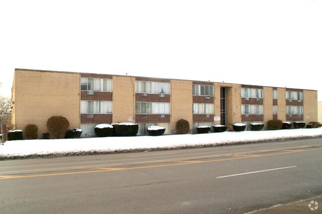 Mapleview Manor - Mapleview Manor Apartments