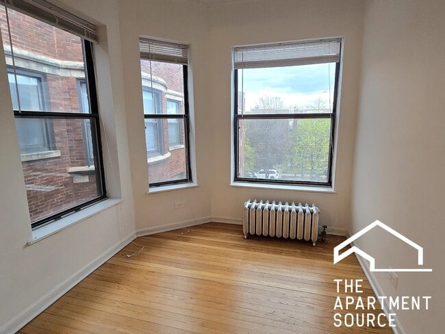 Photo - 7726 N Marshfield Ave Unidad 3A