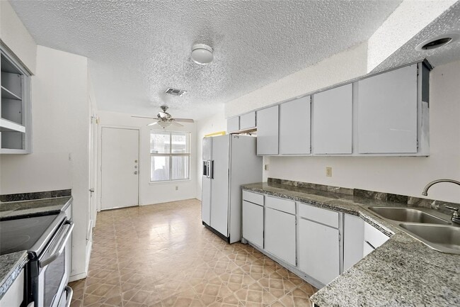 Photo - 7214 Salt Springs Dr Unit A