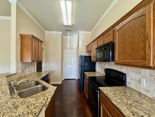 Photo - 3BR / 2BA Duplex in Hewitt, Texas | Midway ISD