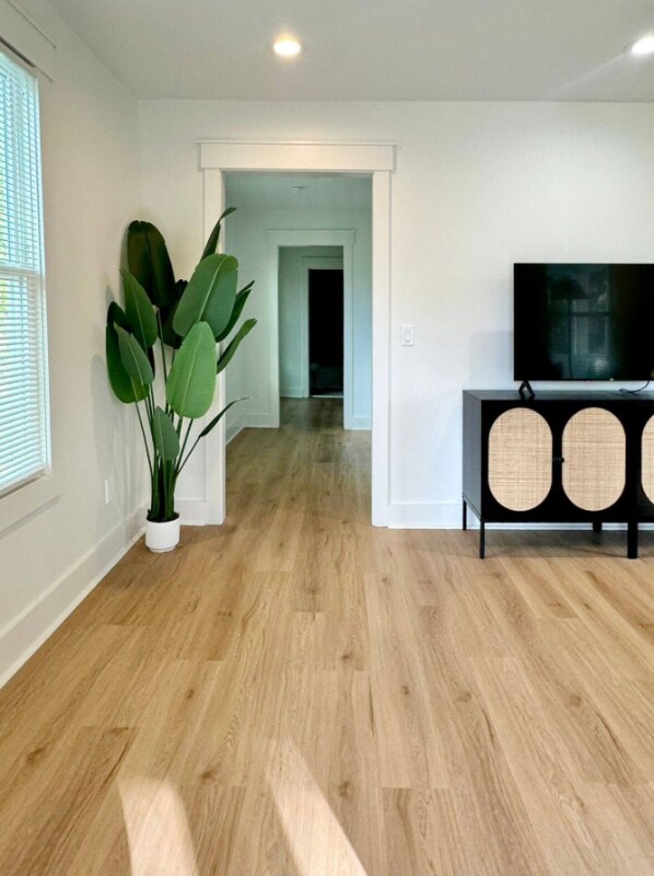 Photo - 1313 Live Oak St