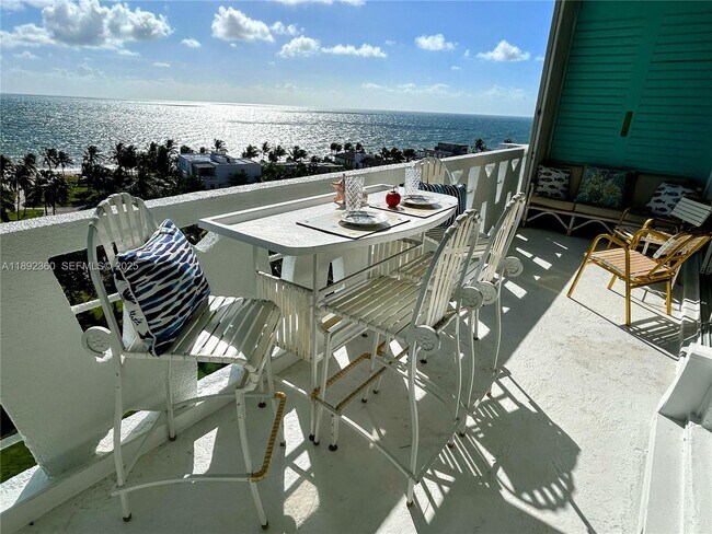 Building Photo - 2840 N Ocean Blvd Unit 1008