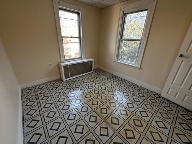 Photo - 28 Lincoln St Unit 2