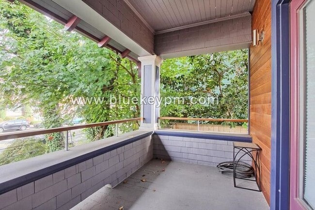 Photo - Studio Available Now in Kerns Neighborhood of Portland