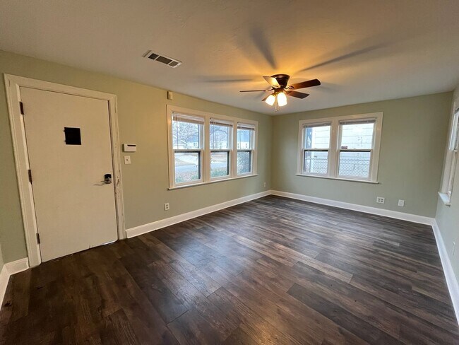 Photo - Spacious 1 bed 1 bath