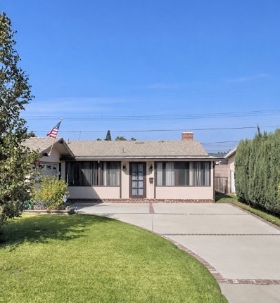 Building Photo - 15523 La Fortuna Dr