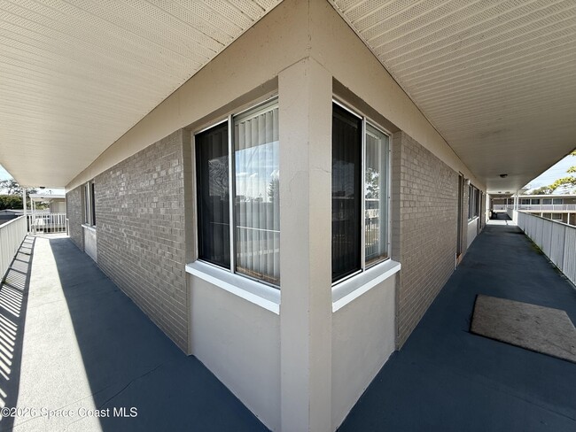 Building Photo - 800 N Fiske Blvd Unit 313