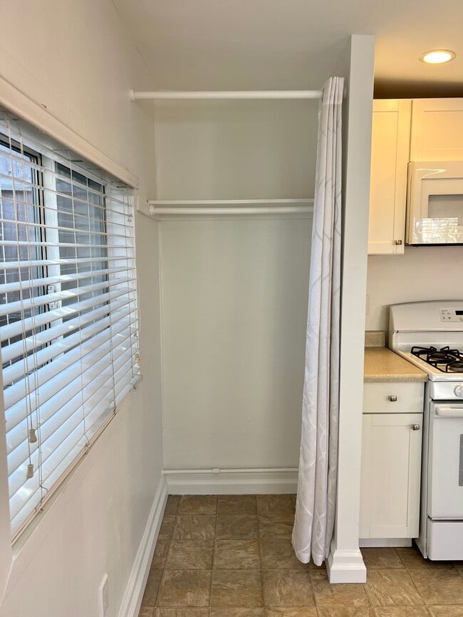 Photo - Studio in North Park - Freshly Painted, Co... Unit 4423