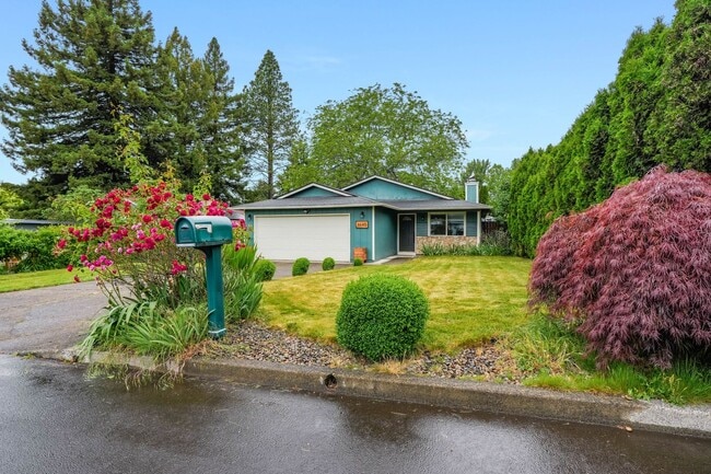 Photo - Expansive Backyard, Gardening Space & Comfortable Single-Level Living