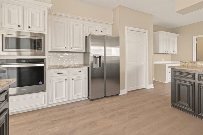 Photo - 1709 Coles Farm Dr