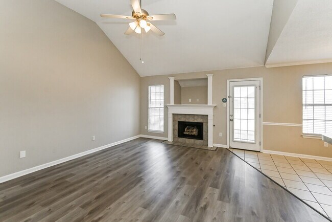 150 Susanne Dr