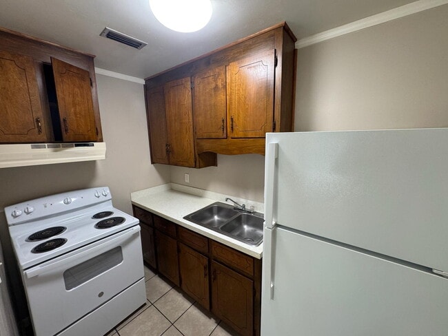 Photo - Cozy and Affordable 1/1 Duplex in Dothan A... Unit A3