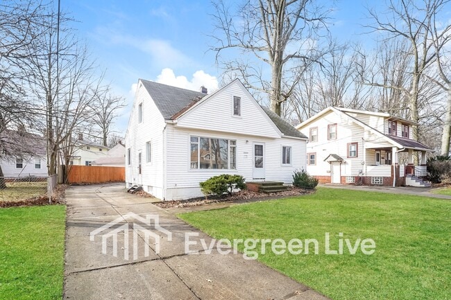 Photo - 23200 Blackstone Ave