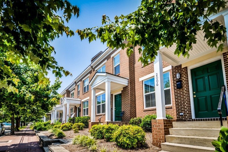 Photo - 2000-2021 West Cary St.-#2000 Unidad #2000