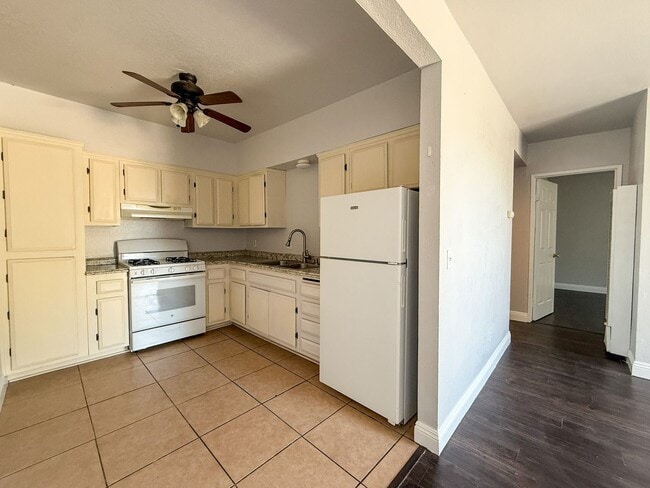 Photo - 73407 Sunnyvale Dr Unidad B