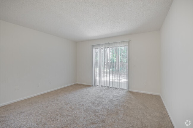 3BR, 2BA - 1,200SF - Living Room - Four Oaks Apartments