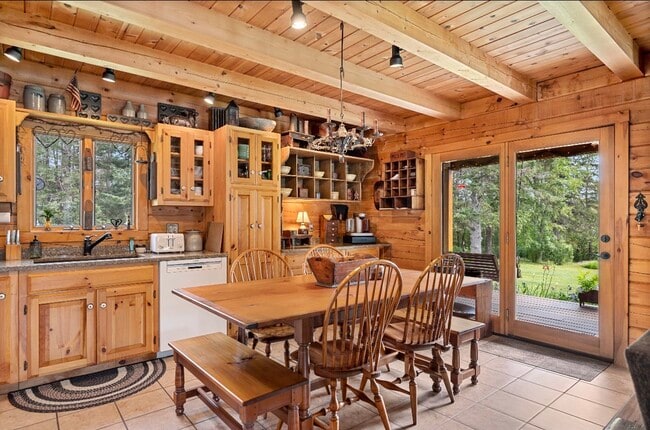 Photo - 77 Flagg Pond Rd