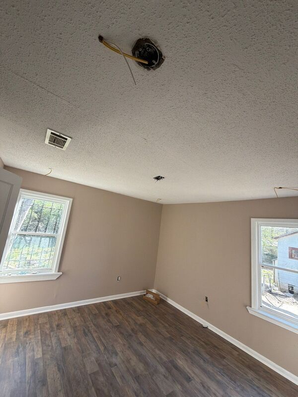 Photo - 267 Woody Dr