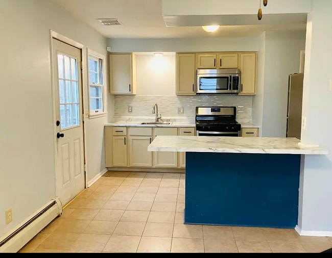 Photo - 1318 Circle Terrace Blvd NE Unit 1318