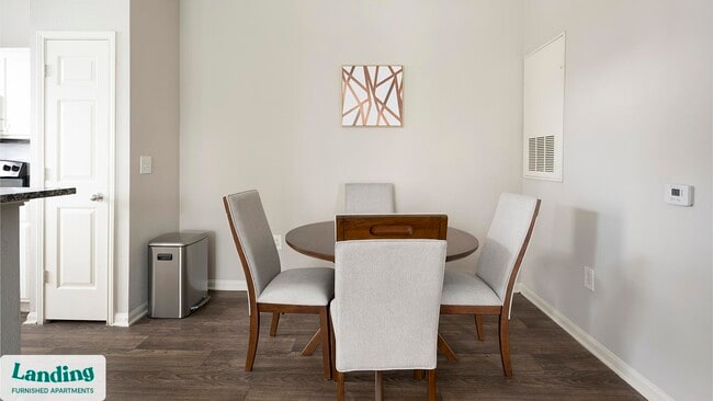 Photo - 261 Veterans Pkwy Unidad 106.1412763