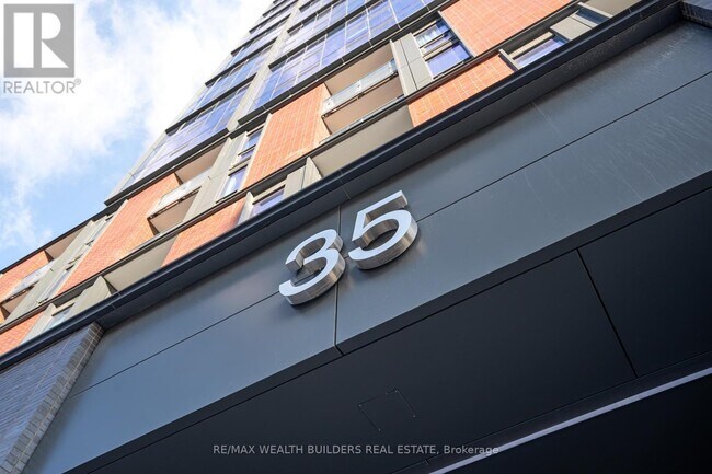 Photo - 35 Parliament St Unit 731