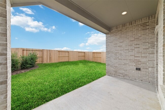 Building Photo - 31019 Star Gazer Rd