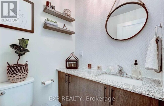 Photo - 2522 Keele St Unit 419